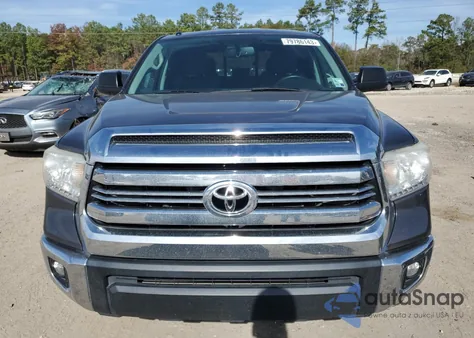 2017 Toyota Tundra Double Cab Sr z USA, uszkodzony, nr VIN 5TFRM5F12HX116893